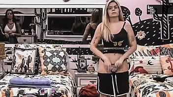 Viih Tube sem calcinha no BBB 21