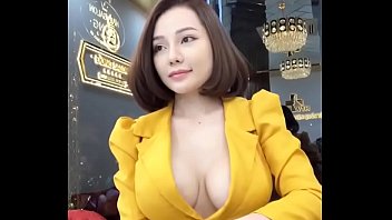 Sexy Vietnamese Cô ấy là ai?